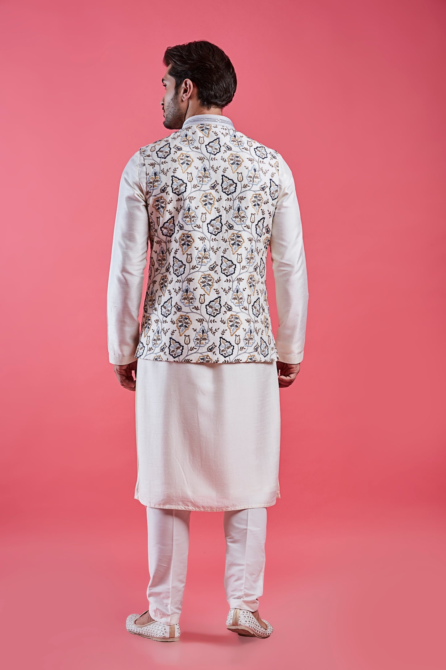 Cream Colour Bundi Set(ME-MBUS_JS-587)