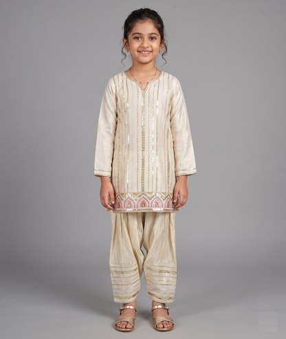 Ivory Colour Chudidar(GE-GCHU_97.1)