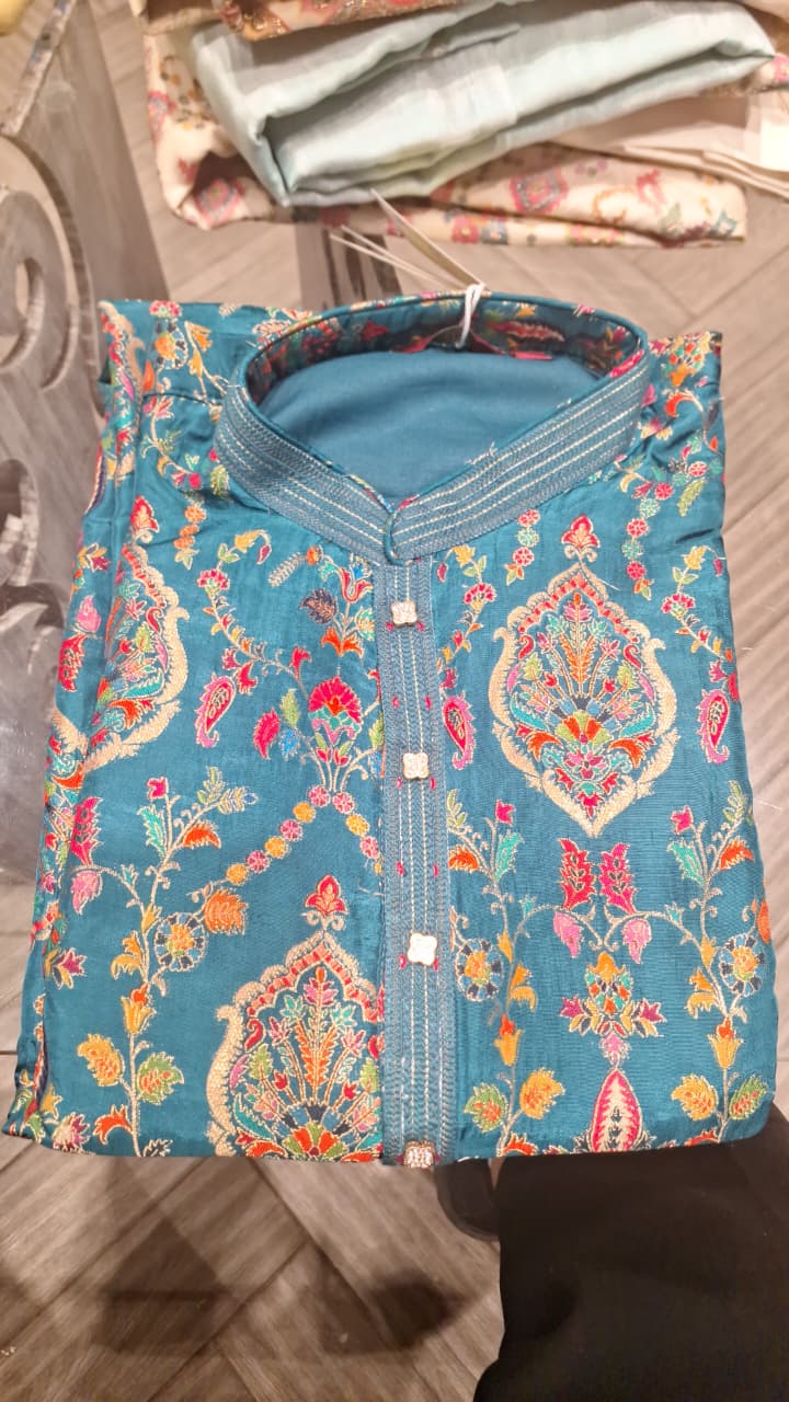 $NDUS$  Colour Kurta Set(ME-MKUS_JE 1249)