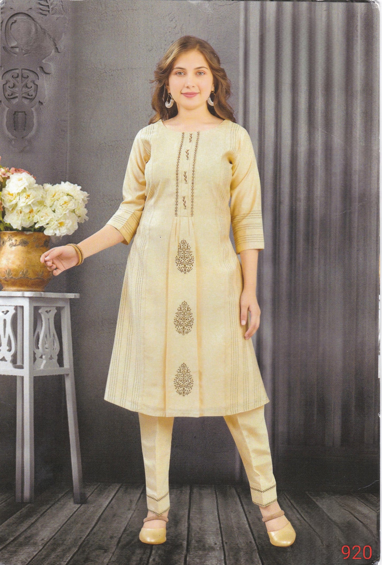 Chickoo Colour Kurti Set(GC-GKUS_920)